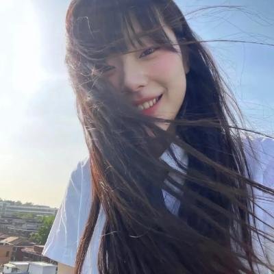 岁岁逢君恰似瑾